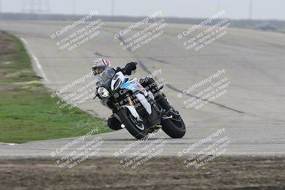 media/Nov-29-2025-TrackDaz (Sat) [[10ae2d9bce]]/A Group/Session 3 (Outside Grapevine)/